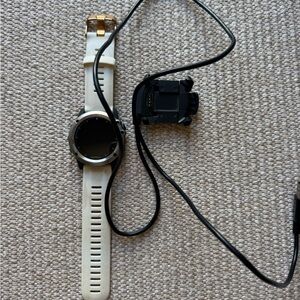 Garmin Quatix 3 w Charger